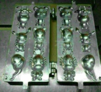 SYFS-SC-2-1   12生肖模(前6)雞蛋糕模具(新型用)	