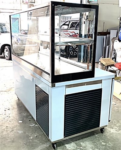 SYLF-KBL-150    5尺立式冷藏展示(二層)工作台冰箱(雙機組)上座-管冷；下座-風冷